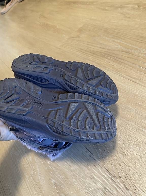 Scarpe per ragazzi: Superfit Winterschuhe Gr 28 – Usato da Zürich venduto da JuliaSavv 2