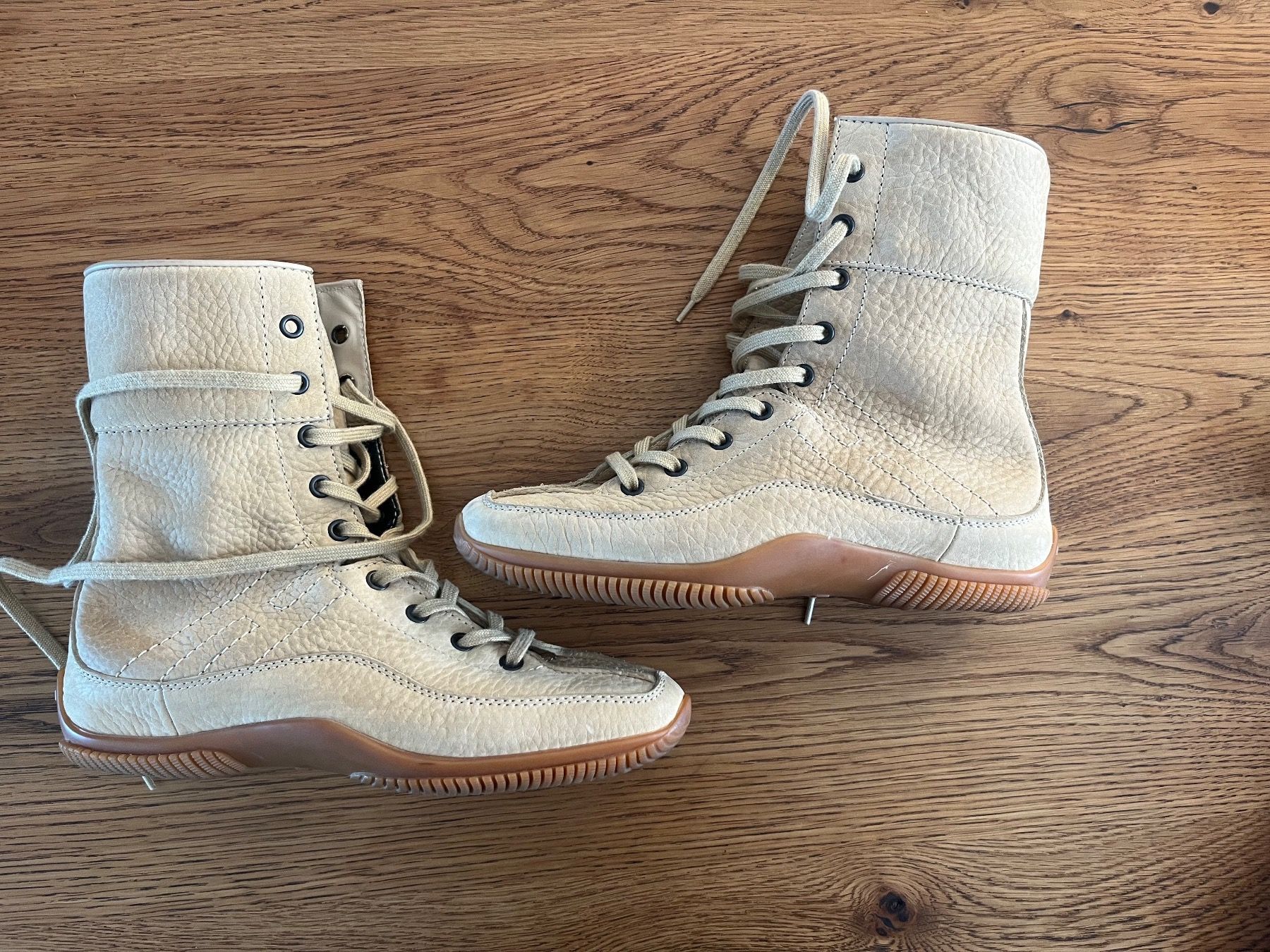 Hogan Scarpe da donna: Hogan Winterstiefeln – Usato da Stans venduto da valeriamanuela