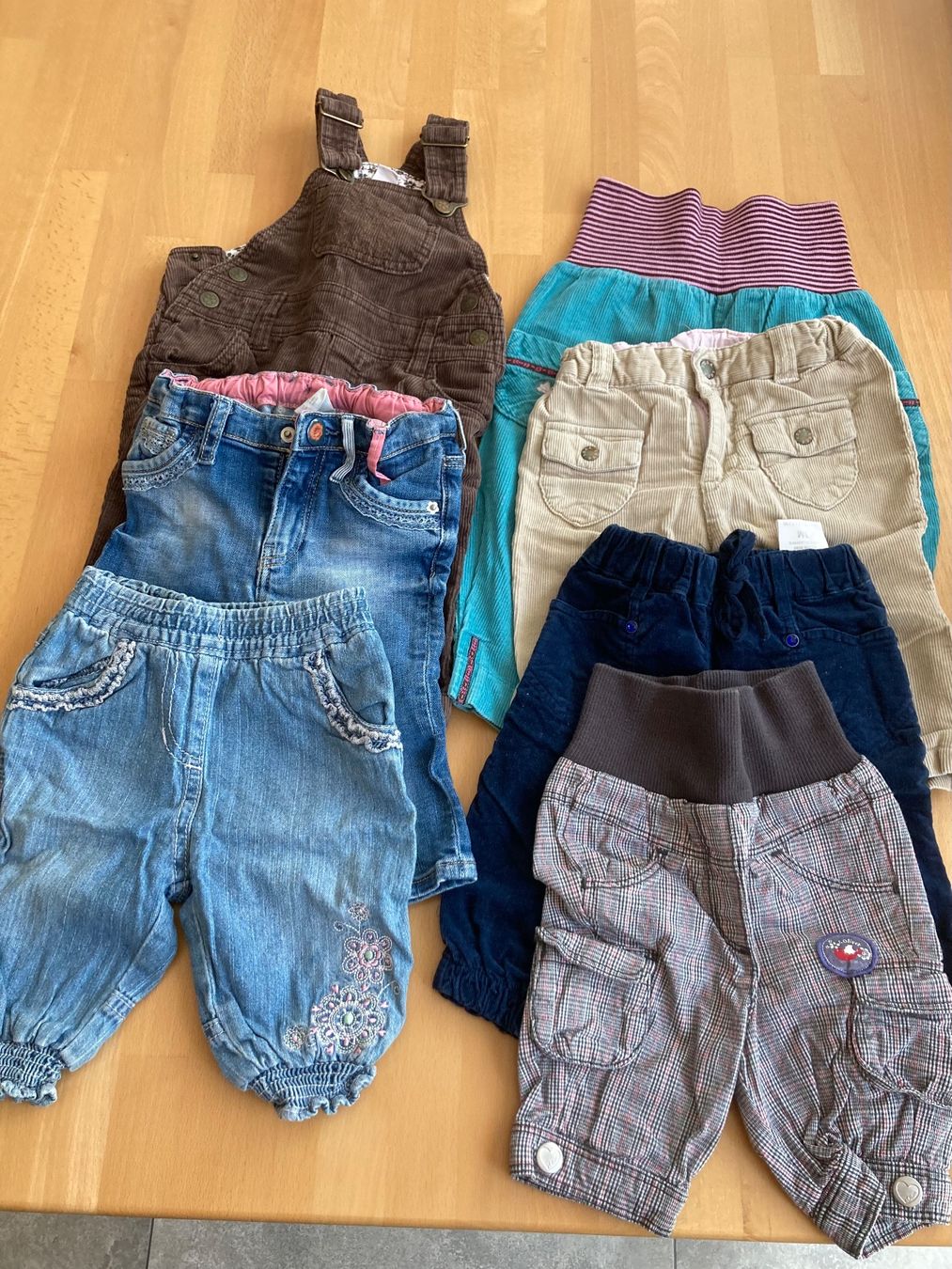 Lotti & Set di vestiti: Babykleider – Usato da Hochfelden venduto da sim_l7wp
