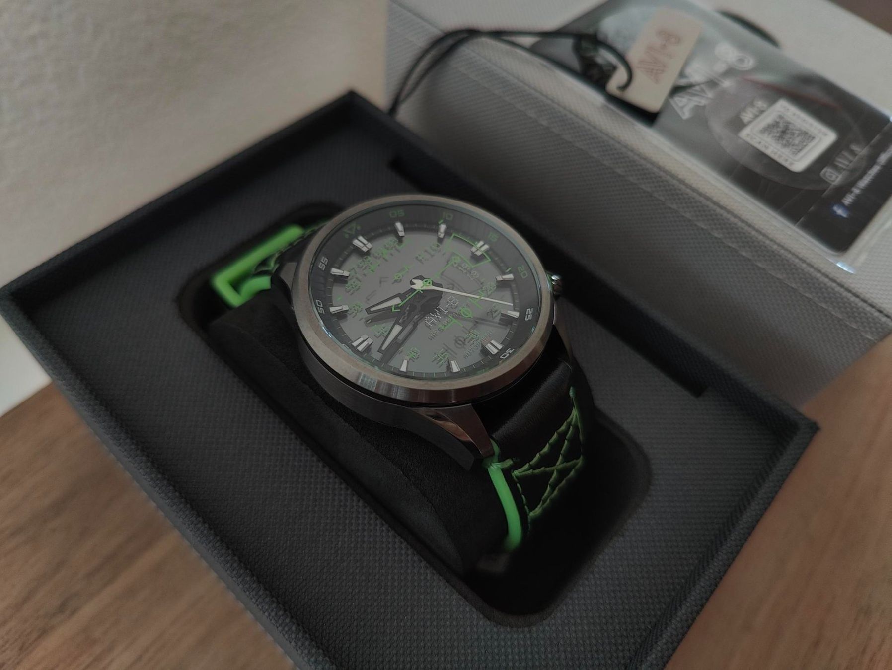 AVI-8 Orologi: AVI-8 Hawker Harrier HUD Automatic – Nuovo (secondo la descrizione) da Rotkreuz venduto da marclooo 4