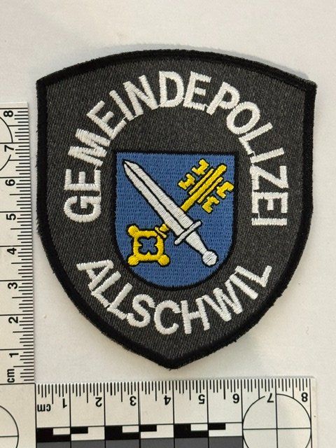 Placchette & Badge: 1 Polizei Abzeichen Gemeindepolizei Allschwil/BL – Nuovo (secondo la descrizione) da Zürich venduto da Policepatch