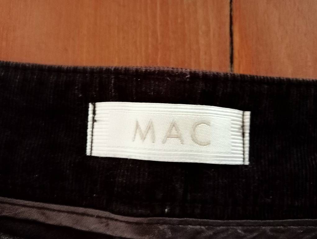 Pantaloni: MAC Cordhose braun Grösse 42/34 – Usato da Waldenburg venduto da DorineS 2