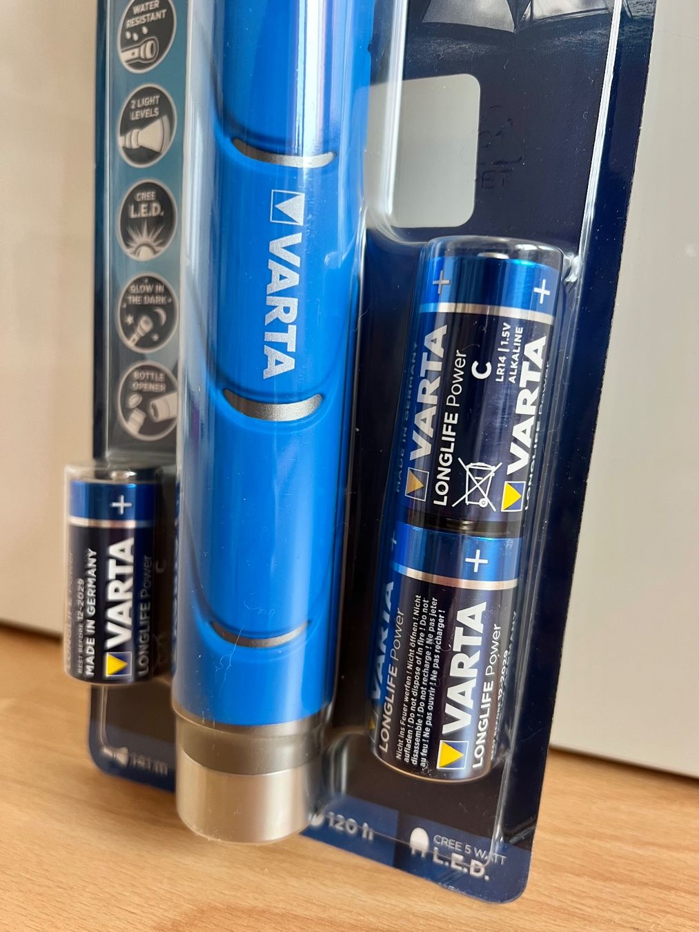 Varta Lampen: Taschenlampe – Neu und originalverpackt aus Tagelswangen von fireiceprincess 2
