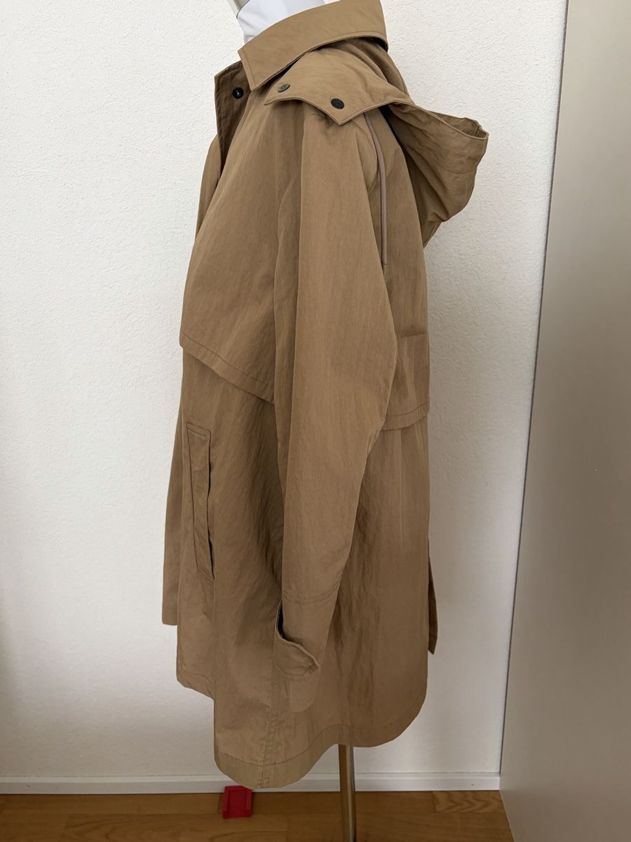 Massimo Dutti Manteaux: Massimo Dutti rain coat – D'occasion à Münchenstein par ArleneLM 1