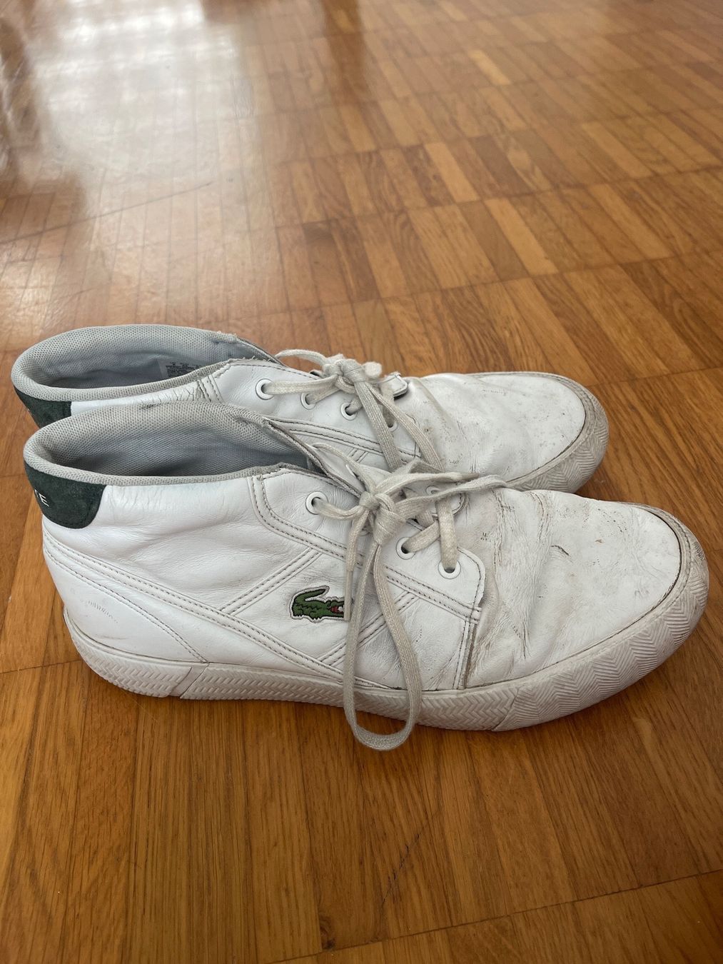Lacoste Herrenschuhe: Lacoste Sneaker weiss – Gebraucht aus Riehen von rom_2bhm 1