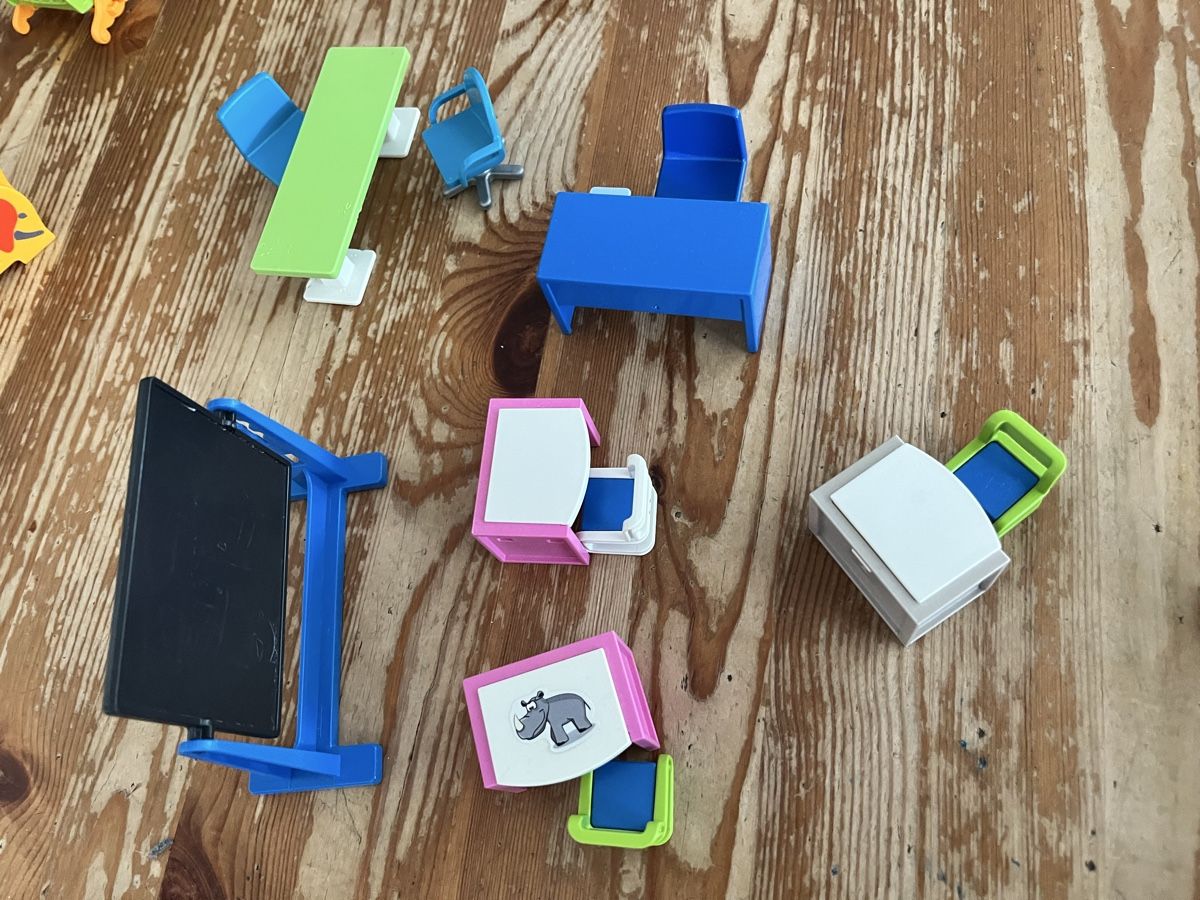 Playmobil Giocattoli: Playmobil Einrichtung Zubehör  – Usato da Rickenbach LU venduto da Maxianer 7
