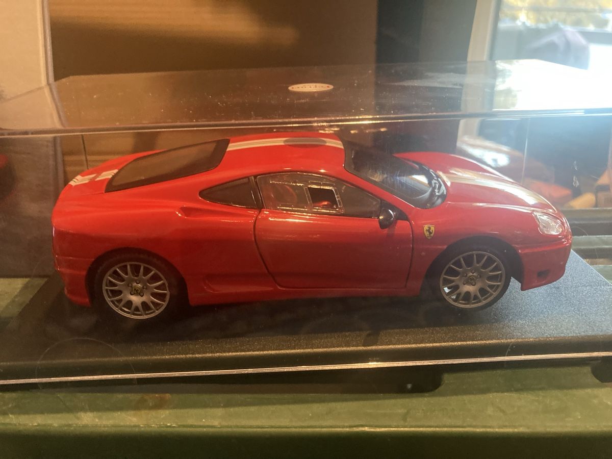 Ferrari Modellautos: Ferrari challenge stradale 1/24 hachette burago – Neu (gemäss Beschreibung) aus Versoix von Jeannot57 2