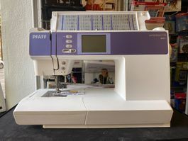 Nähmaschine PFAFF ambition 1.5, ab Service, mit IDT-System.