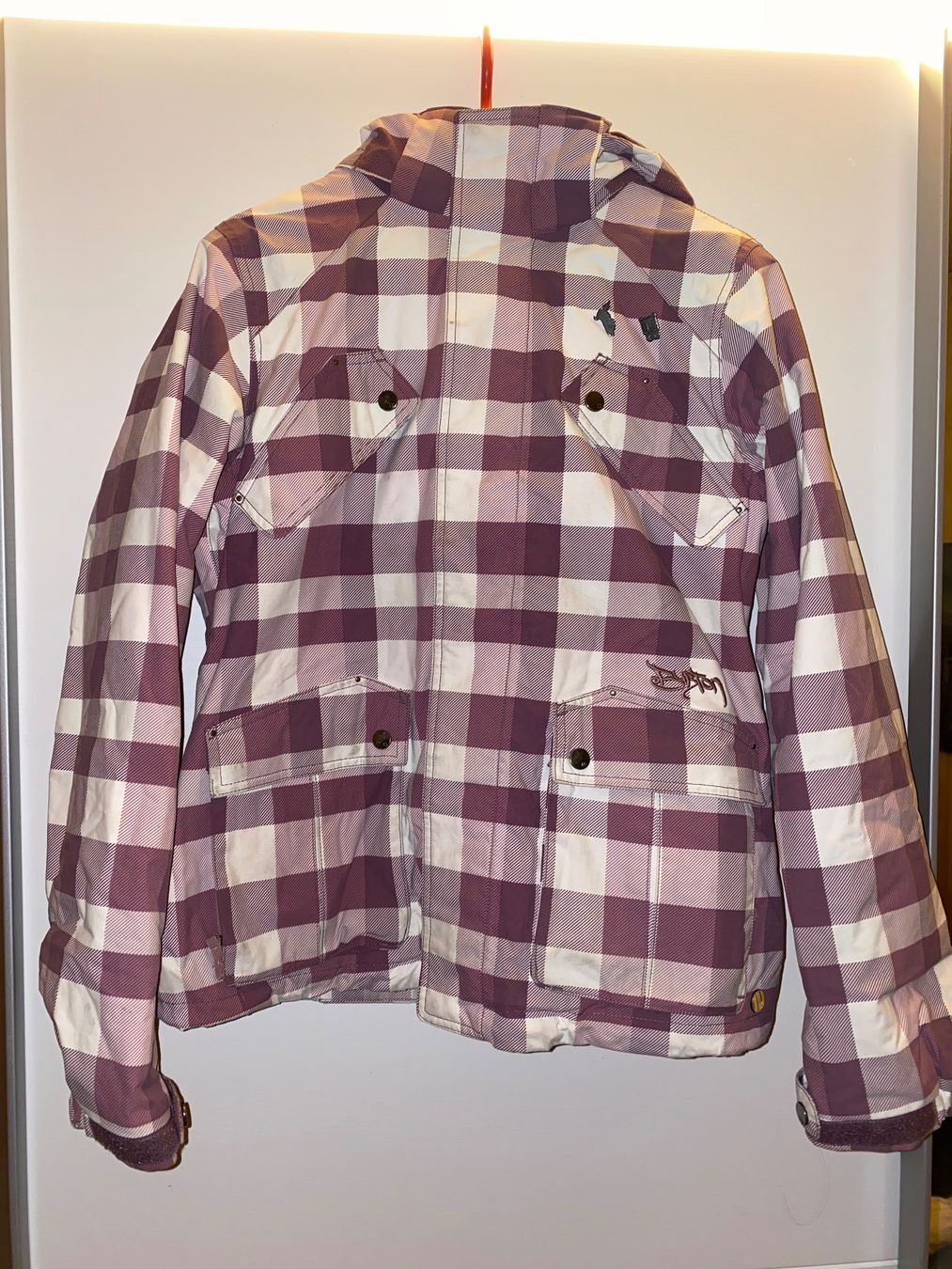 Burton Jacken: Winterjacke Burton M – Gebraucht aus Luzern von and_8ycc