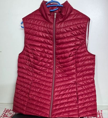 Schöne Damen Gilet Weste C&A Neu und ungetragen