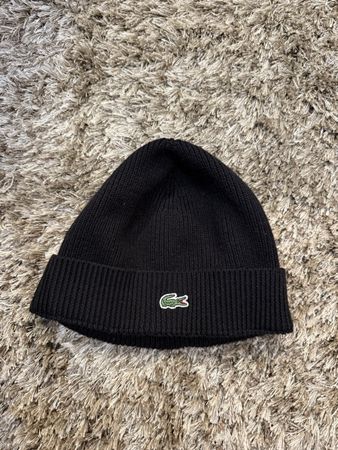 Lacoste 100% Wolle Kappe in schwarz