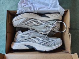 Reebok Men's Belwave Trainers 42
