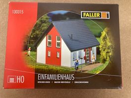 Faller H0 Bausatz 130315 Einfamilienhaus weiss rot in OVP