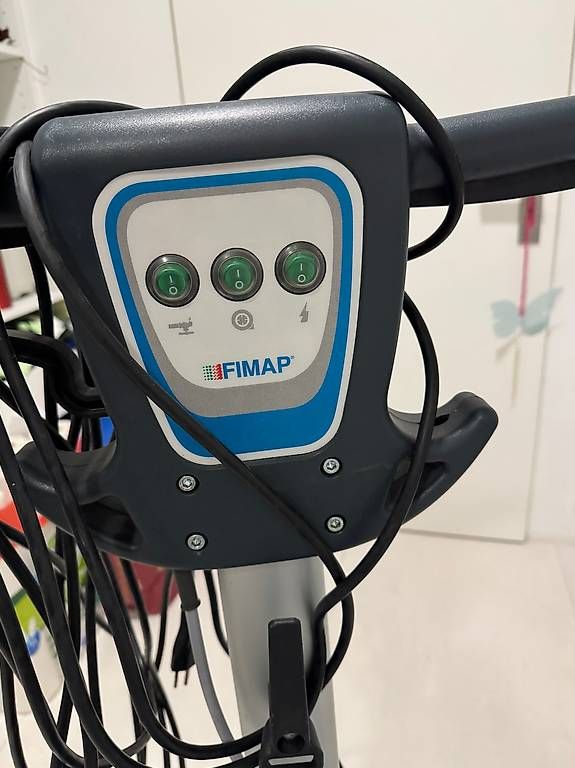 Tutte le macchine: Fimap Genie E Reinigungsmaschine – Usato da Oberwil-Lieli venduto da JuHa 2