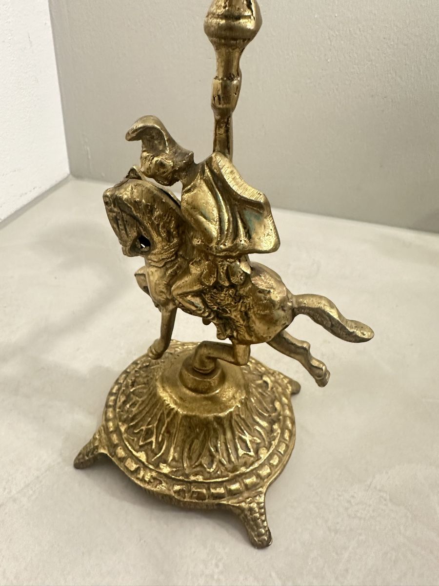 Portacandele: Antiker Messing-Kerzenständer mit Reiterfigur – Usato da Nebikon venduto da Bogdan_Antikes 4