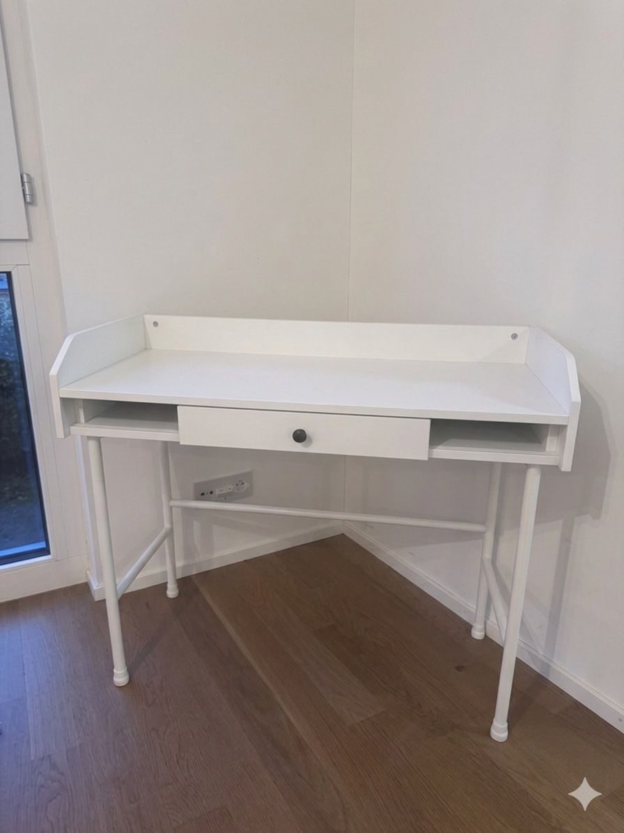 Ikea Scrivanie: IKEA HAUGA Sekretär 100x45cm – Usato da Zürich venduto da dav_fdh2