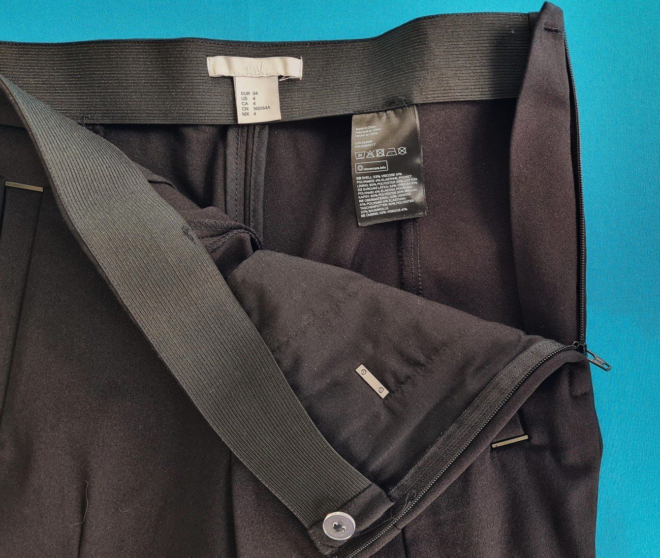 H&M Pantaloni: Eine Hose Schwarz Gr. 34 – Usato da Saland venduto da V-Tour 1