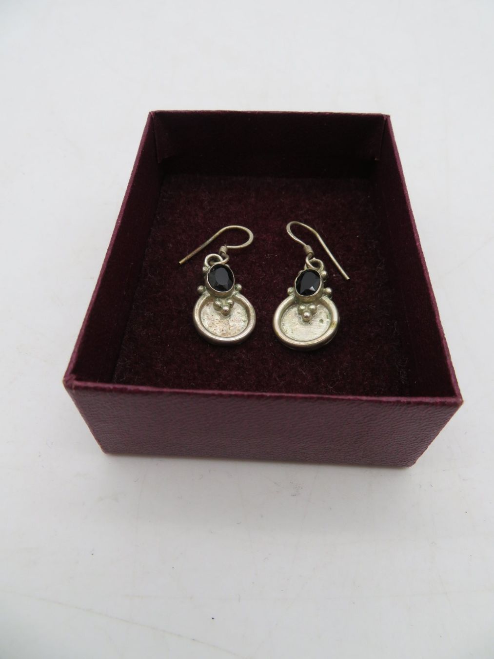 Ohrringe & -stecker: Vintage Silber Ohrhänger Ethno mit Onyx schwarz – Gebraucht aus Reinach BL von WBZ-Flohmarkt 1