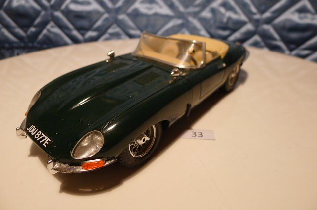 Jaguar Modellautos: Modellauto Jaguar E-Type Cabrio dunkelgrün gebraucht – Defekt aus Steffisburg von Gswiss 1