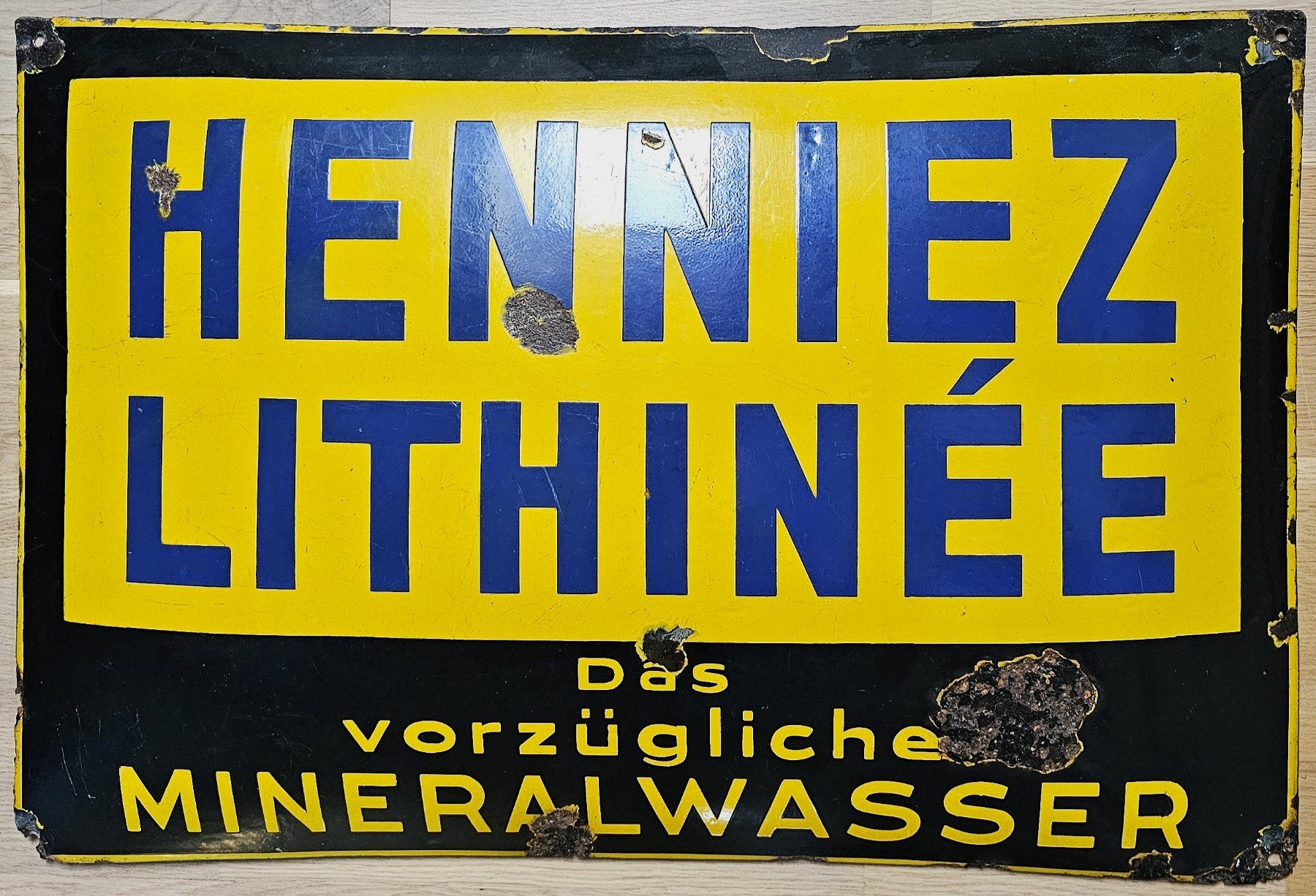 Ecriteaux: Emailschild HENNIEZ – D'occasion à Nottwil par eschumedu 1