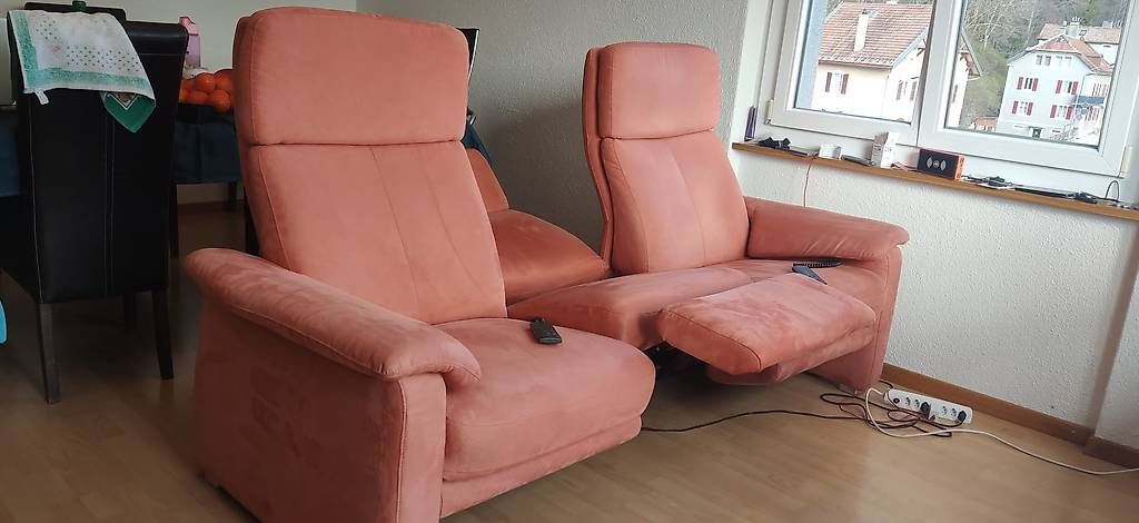 Sofas: Canapé, sofa – D'occasion à Le Locle par mul_5jmj