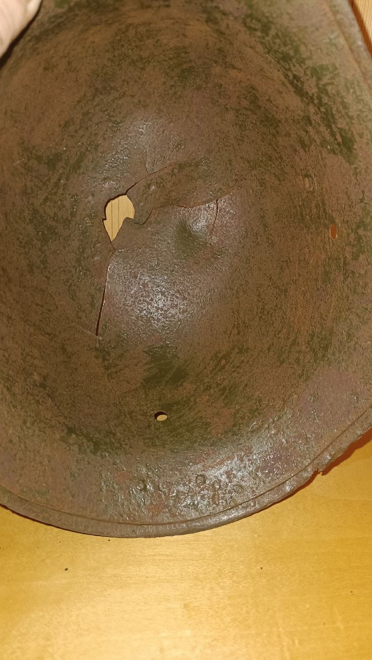 Uniformi: Finnischer Stahlhelm – Difettoso da Grindelwald venduto da sdb_yc5m 5