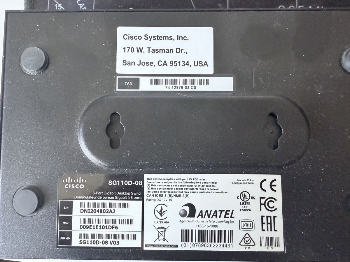 Cisco Hub & Switch: Cisco SG110D-08 – Usato da Chur venduto da Pascal_gk 1