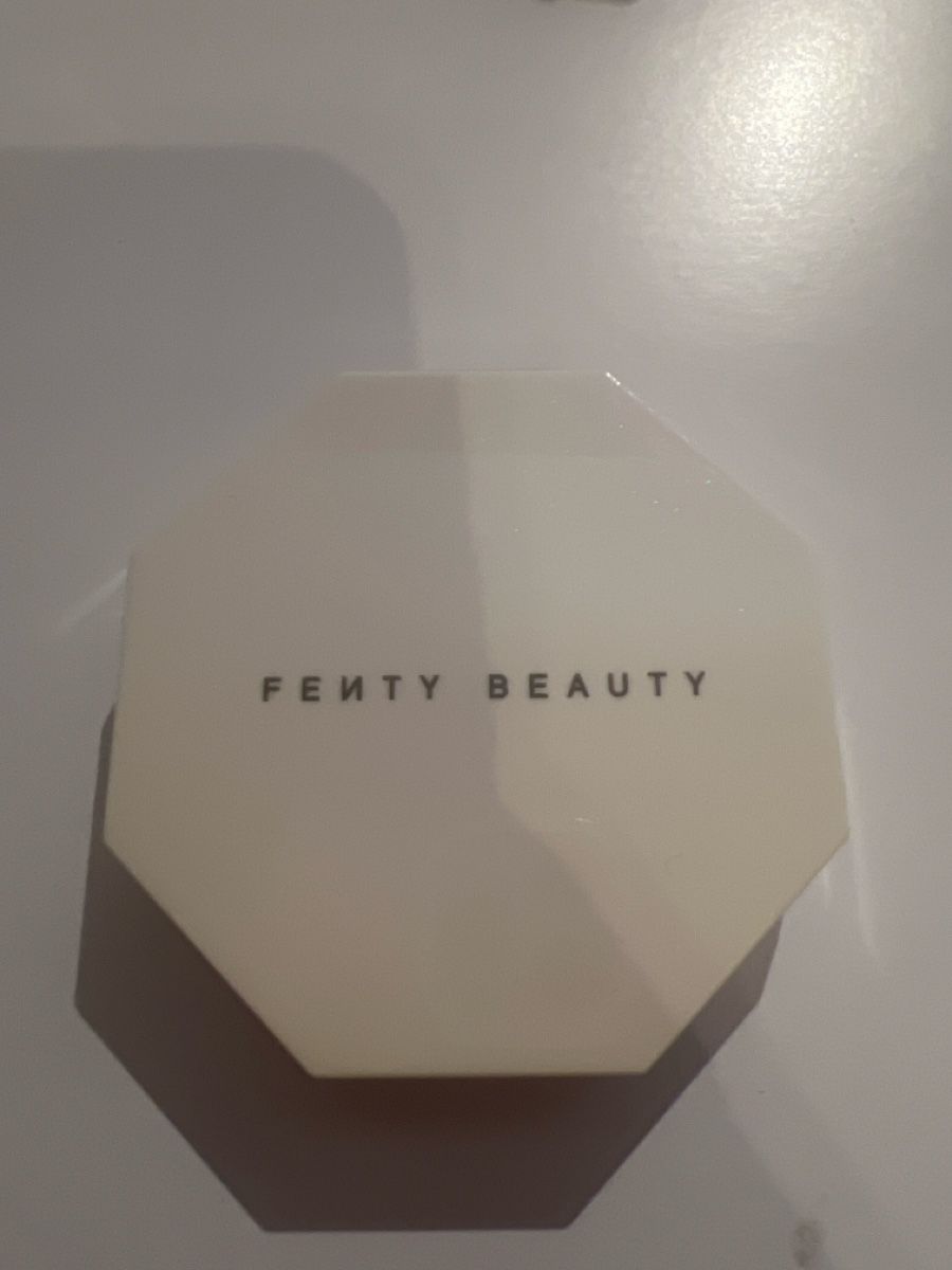 Make-up: Fenty Beauty Killawatt Highlighter Duo – Usato da Oberengstringen venduto da pri_c8jk