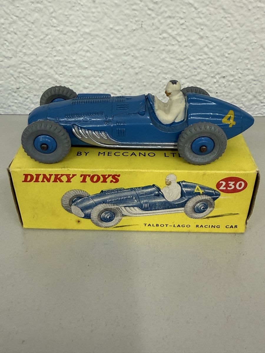 Dinky Toys Modellini d'auto: Dinky Toys originale Talbot Lago référence 230 – Usato da Cossonay-Ville venduto da JeroJawa