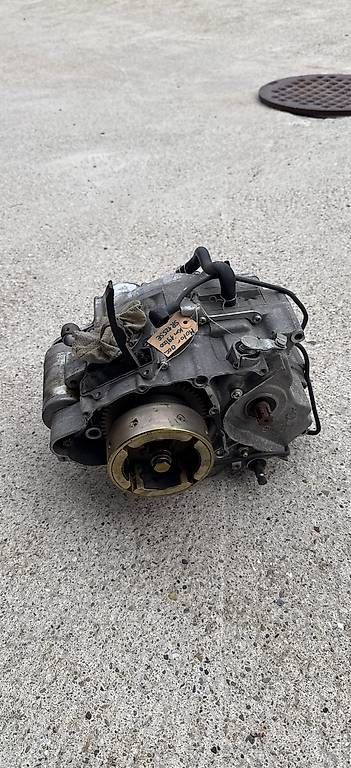 Motori: Yamaha SR125 Motor – Usato da Zell LU venduto da .VR46. 1