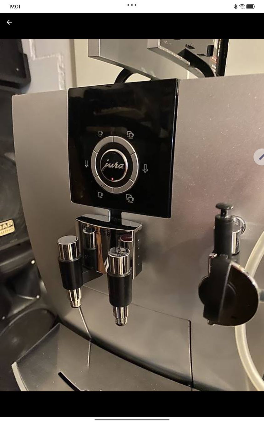 Jura Macchine per caffè & Macchine per espresso: Jura J5 ab Service  – Usato da sulgen venduto da 270963 2