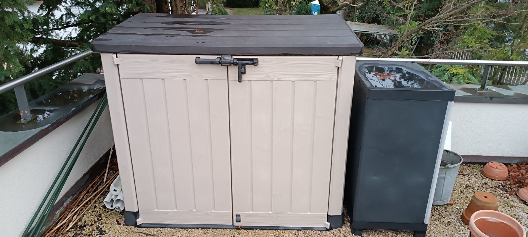 Keter Box contenitori: Keter Store It Out Max Mülltonnenbox 2 x 240 Liter – Usato da Thalwil venduto da pablocabeza