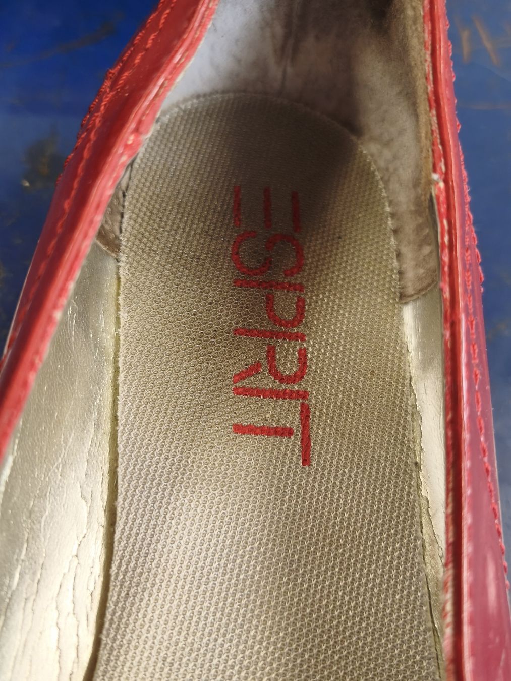 Esprit Damenschuhe: Ballerinas rot Lackleder Grösse 39 Esprit – Gebraucht aus Emmetten von SecondhandSiska 3