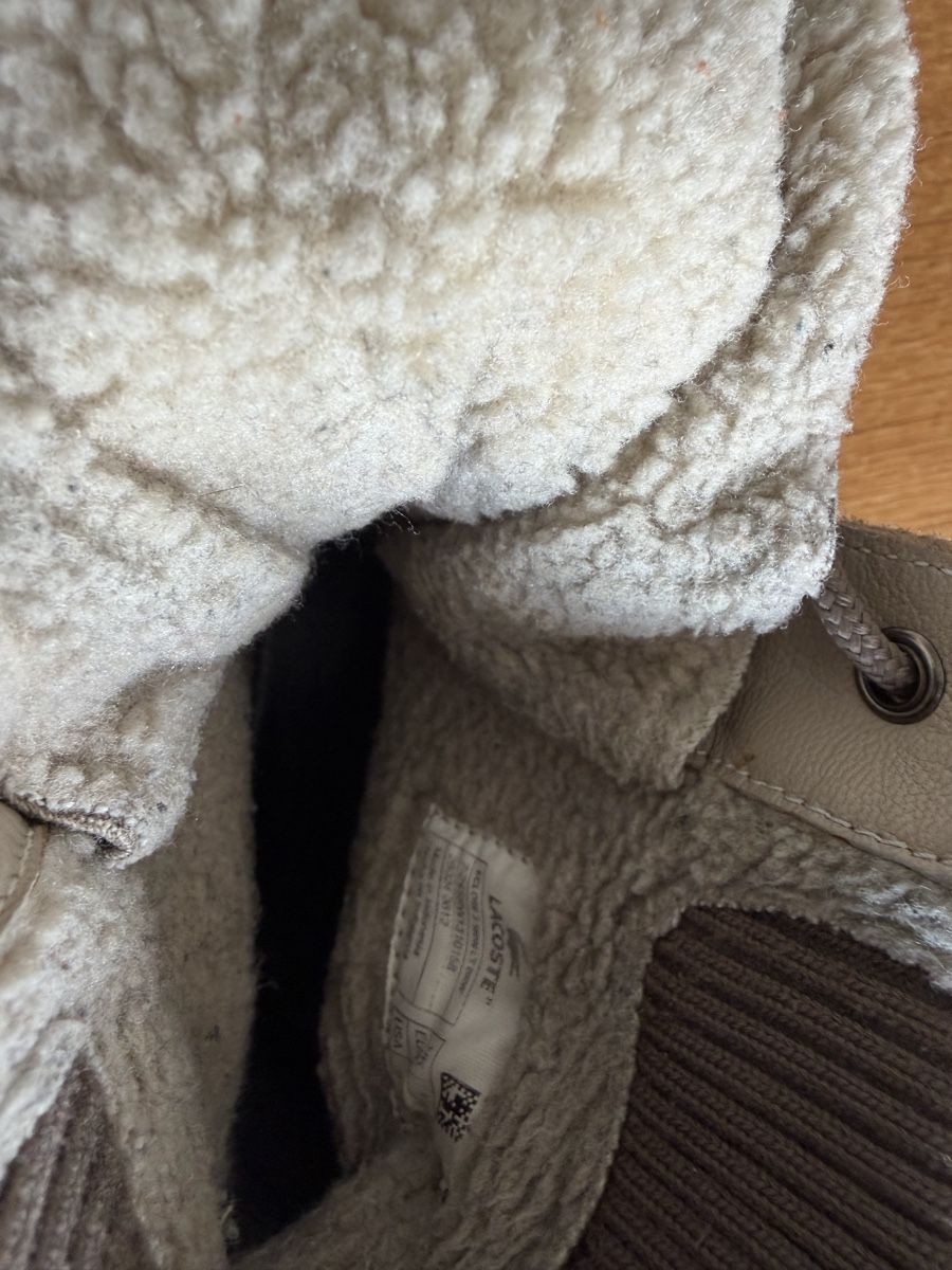 Lacoste Scarpe da donna: Lacoste Winterboots Wildleder Beige Gr.39.5 – Usato da Zürich venduto da moramses 5