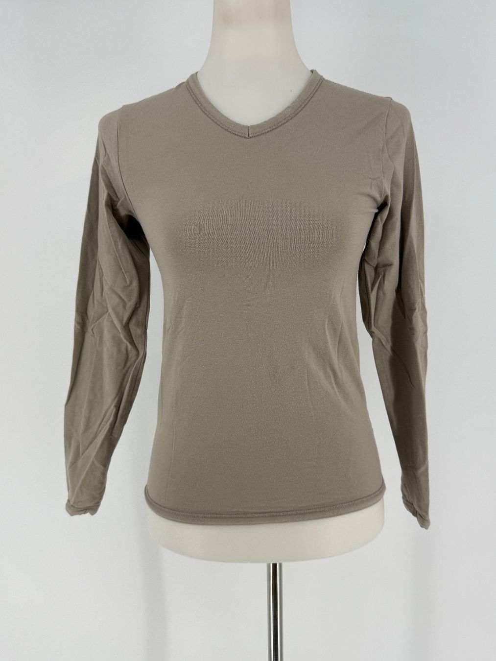 T-shirts: Langarm Shirt Gr. S – D'occasion à Auenstein par moin.