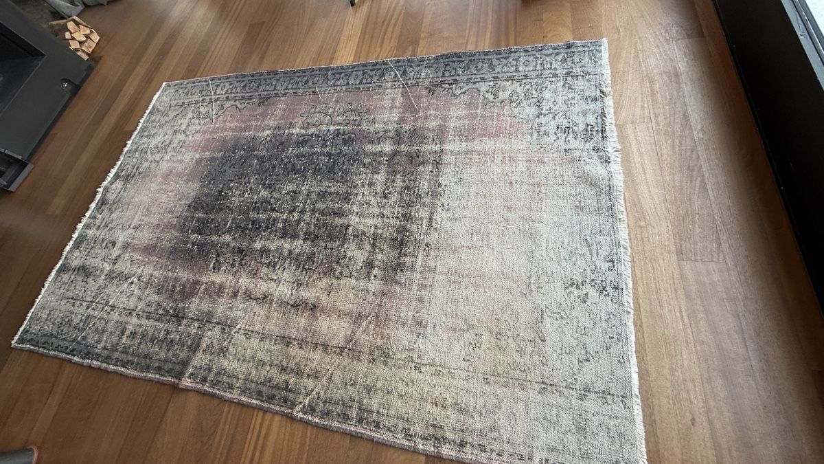 Tappeti: Vintage Distressed Turkish Rug, Unique Design – Usato da Zollikon venduto da garth1980 1
