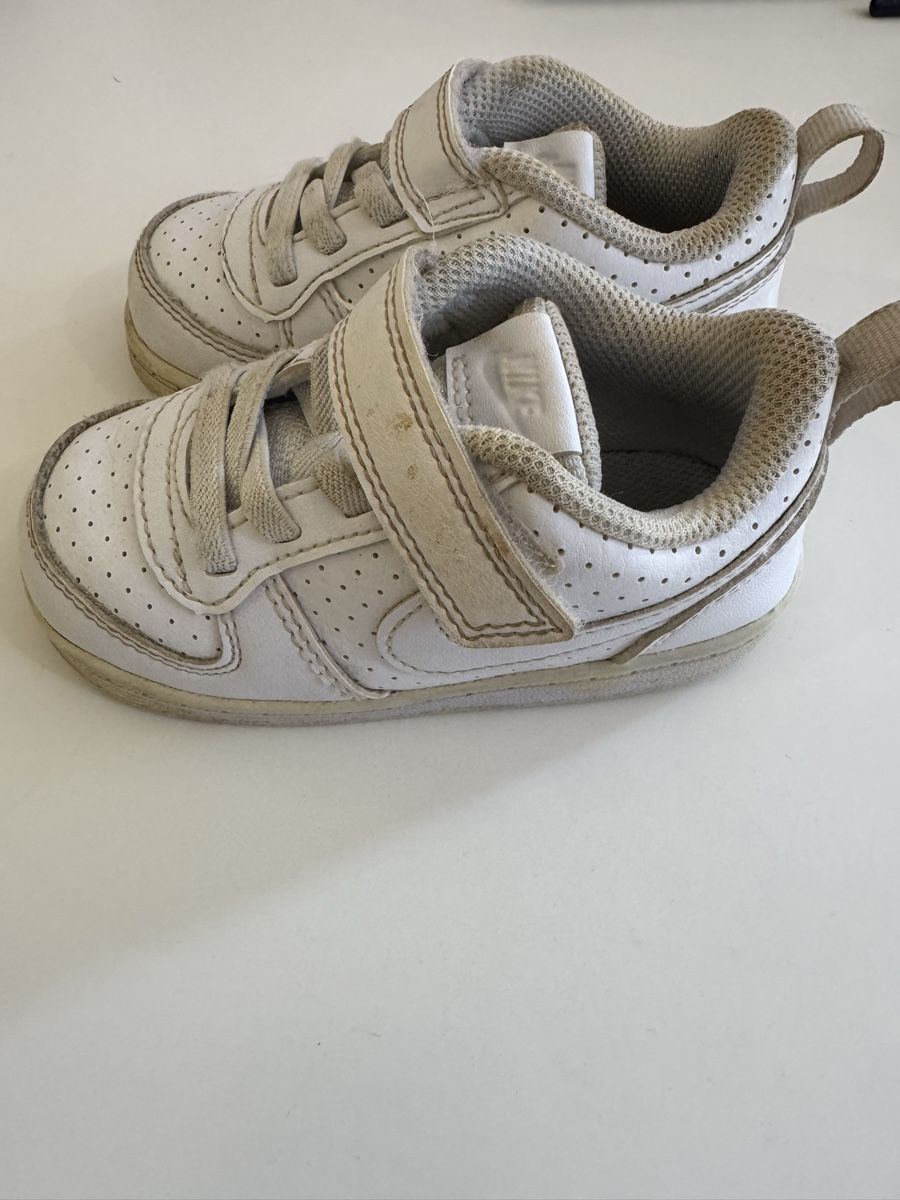 Nike Scarpe per ragazzi: Nike scarpe da ginnastica bambini n22 – Usato da Montagnola venduto da lore_fer 1