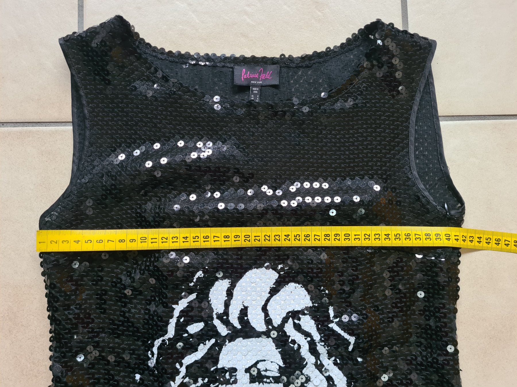 Vestiti: Robe Patricia Field noire à sequins taille 34/36 – Usato da le landeron venduto da canette 4