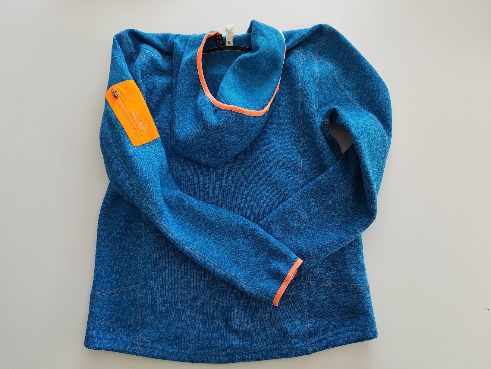 North Face Lotti di vestiti: Fleecejacken Set – The North Face, Vaude, Bench.. – Usato da Sion venduto da Mizzaa 6