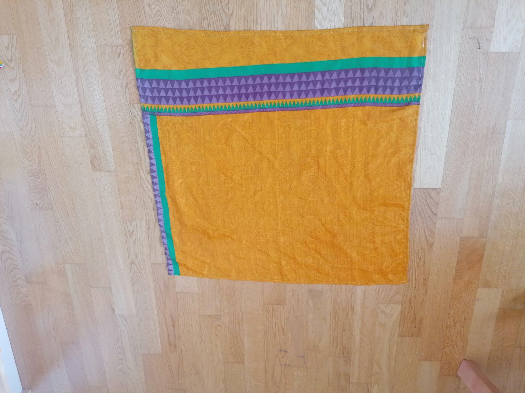 Foulard & Sciarpe: Seidiges Tuch 72x72cm – Nuovo (secondo la descrizione) da Bronschhofen venduto da Hanne2