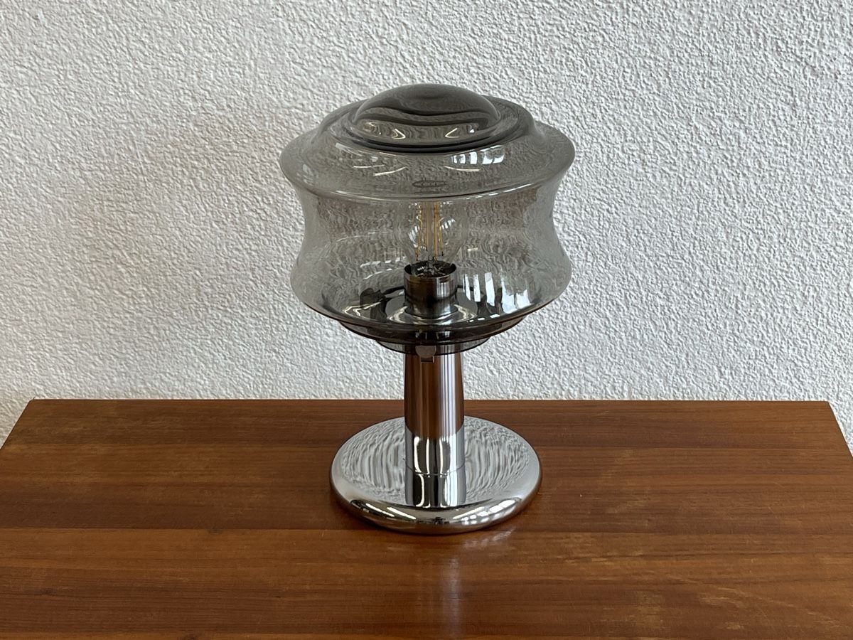 Lampen: Vintage Chrom Tischleuchte mit Rauchglas-Schirm, – Gebraucht aus Horgen von Grizzly83 7