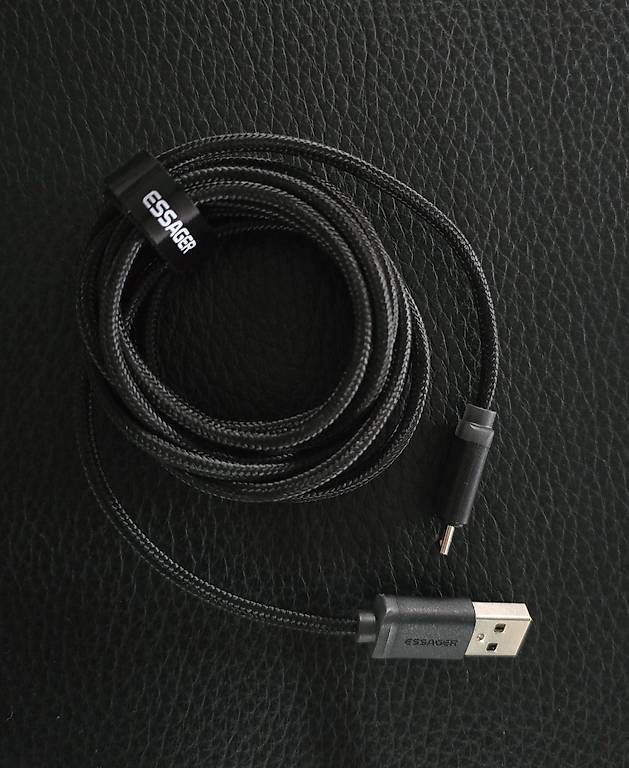 Kabel: USB Mini Kabel 1.8m, NEU – Neu und originalverpackt aus Opfikon von rockqueen666