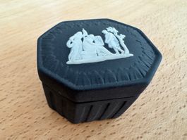 Vintage Wedgwood schwarze Jasperware achteckige Schmuckdose