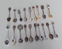 19 cuillières collection Espagne