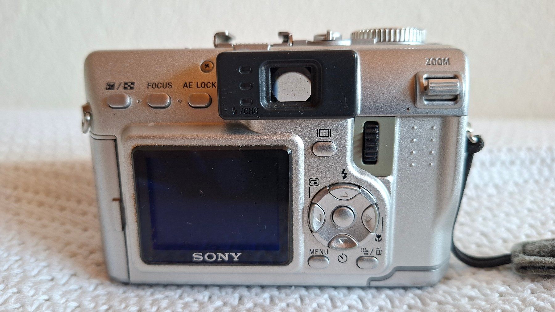 Sony Appareil photo: Fotokamera Sony DSC-V1 – D'occasion à Himmelried par Ofrog 2