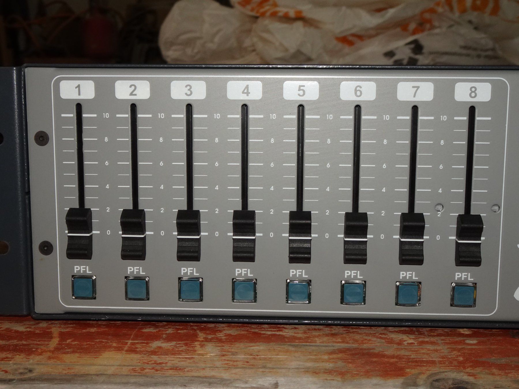 Mischpulte: PUBMATE 2-Zonen-Mixer D&R / 3HE - 19" - Mixer – Gebraucht aus Hütten von Technics01LT 2