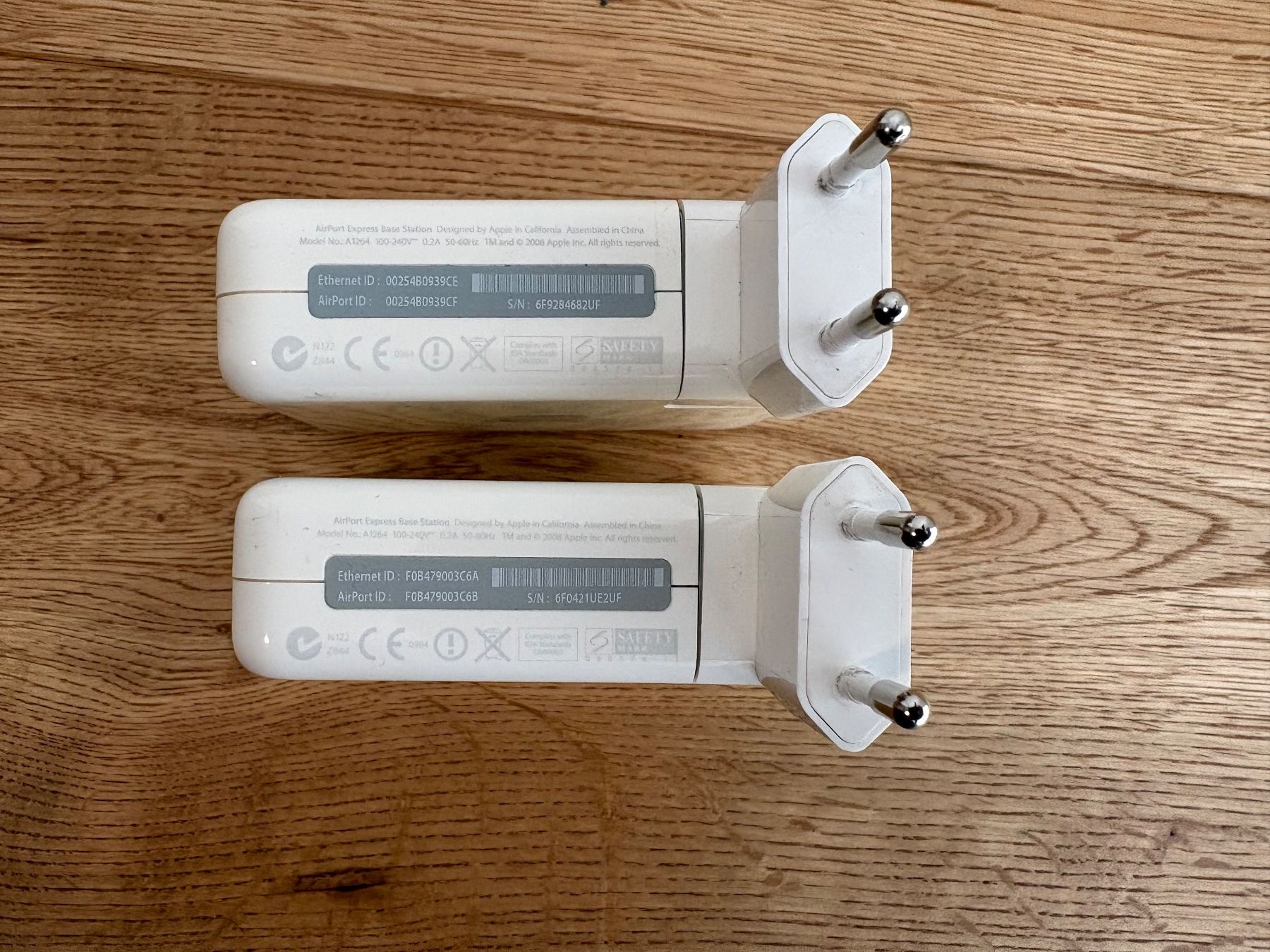 Apple Unità & Adattatore: 2x Apple AirPort Express Base Station - Model A1264 – Usato da Lausen venduto da sen_jm7c 5