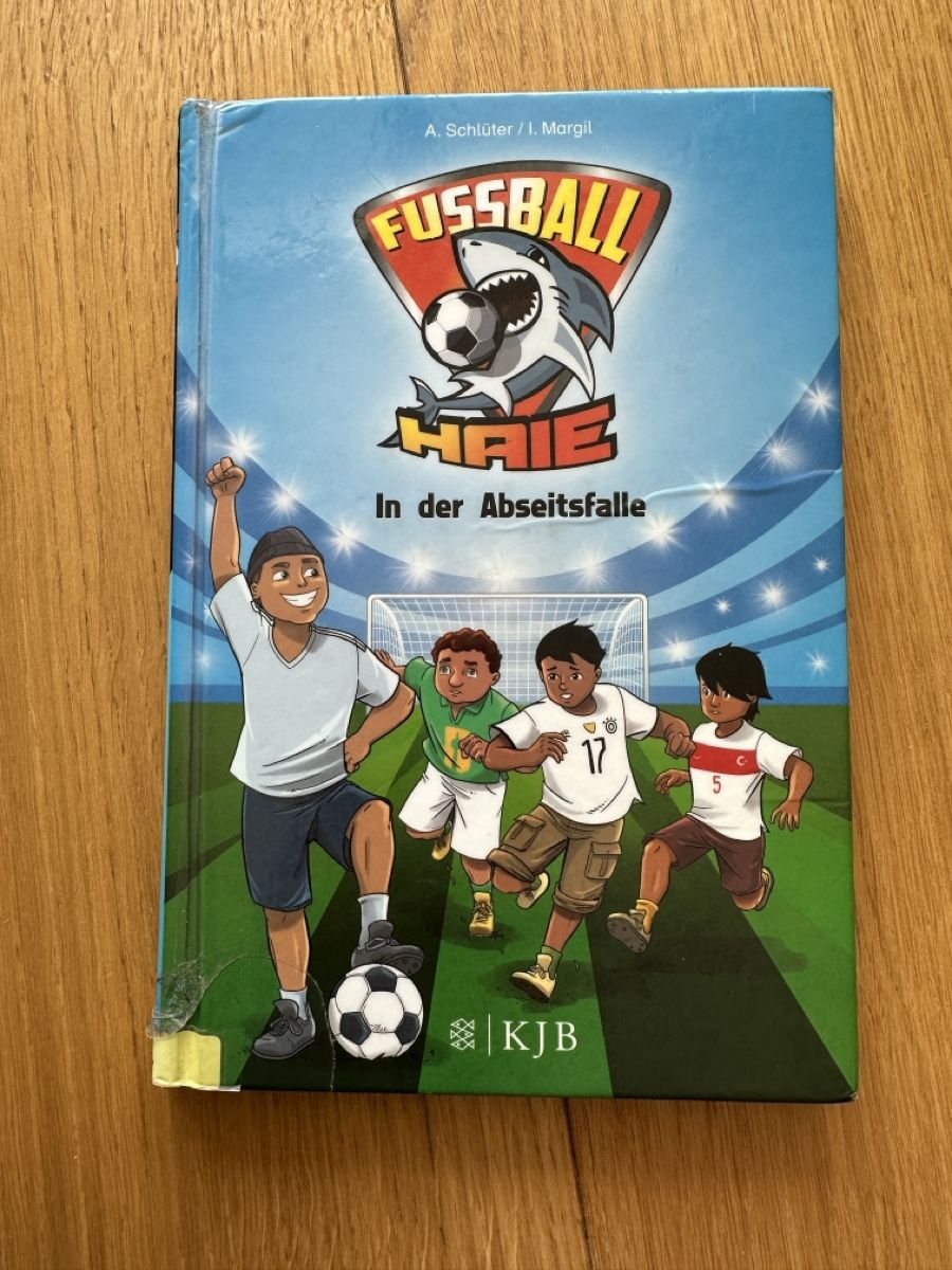Libri: Fussball Haie book  – Usato da Gattikon venduto da Sarahs_Schatzkammer