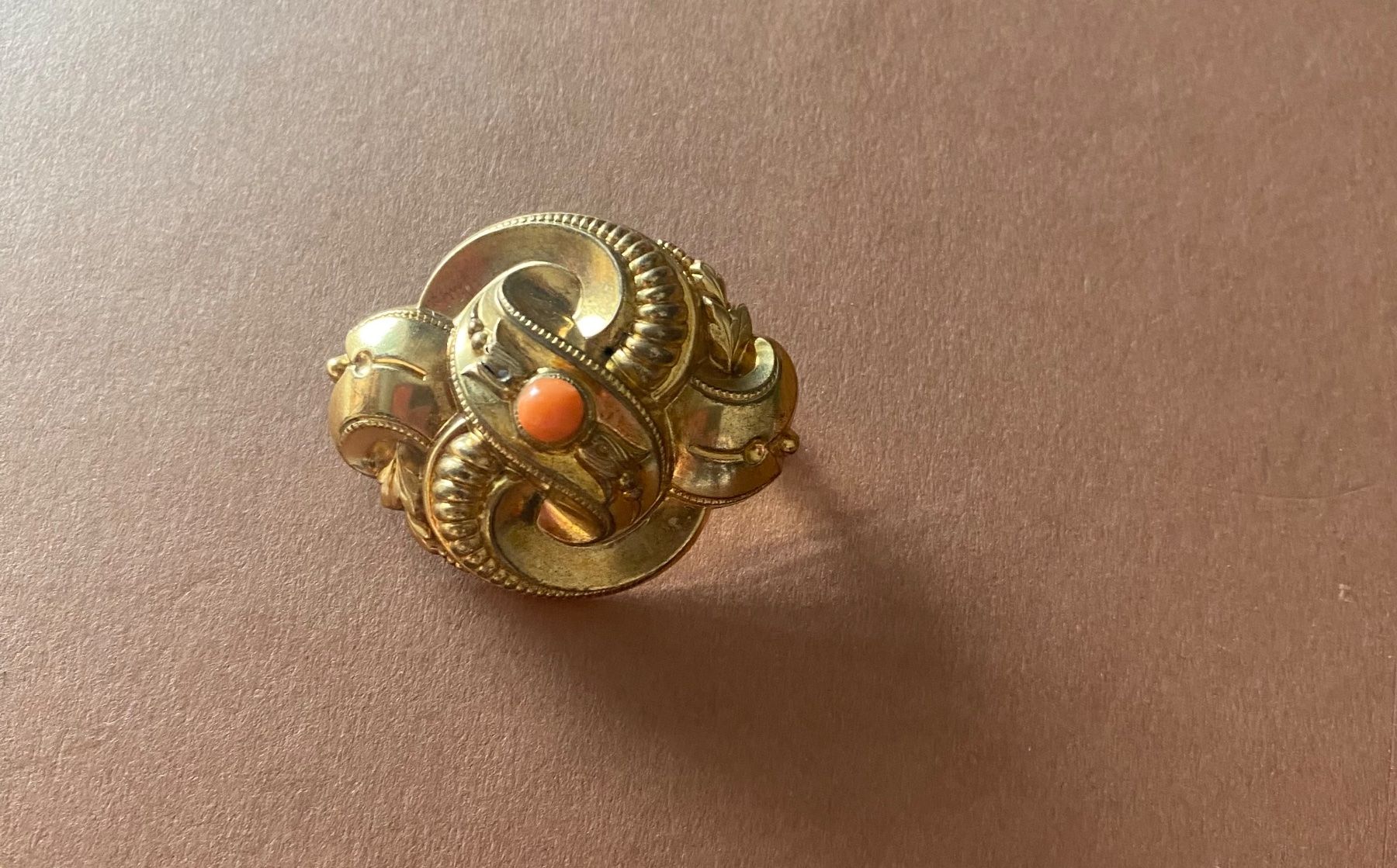 Broschen & Nadeln: RARITÄT - edle & antike Brosche Modeschmuck, 3.5x3cm – Gebraucht aus Winkel von ferrari2022 1