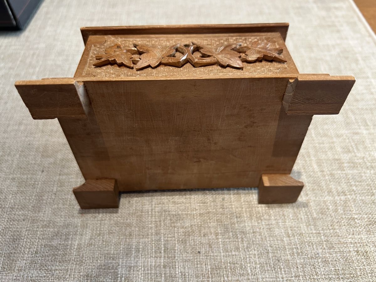 Cassapanche: Ancien coffret de Brienz – Usato da Estavayer le lac venduto da D00o 4
